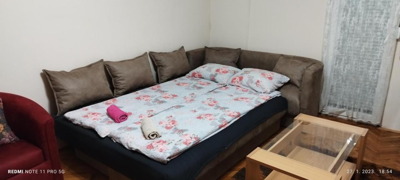 Apartman Lena Arandjelovac Εξωτερικό φωτογραφία