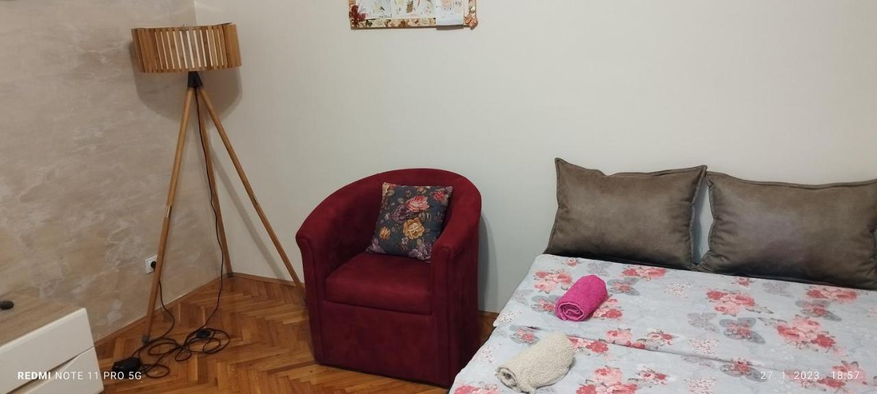 Apartman Lena Arandjelovac Εξωτερικό φωτογραφία