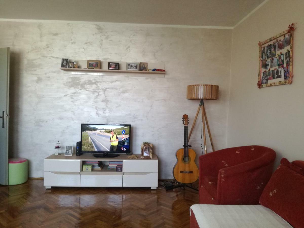 Apartman Lena Arandjelovac Εξωτερικό φωτογραφία